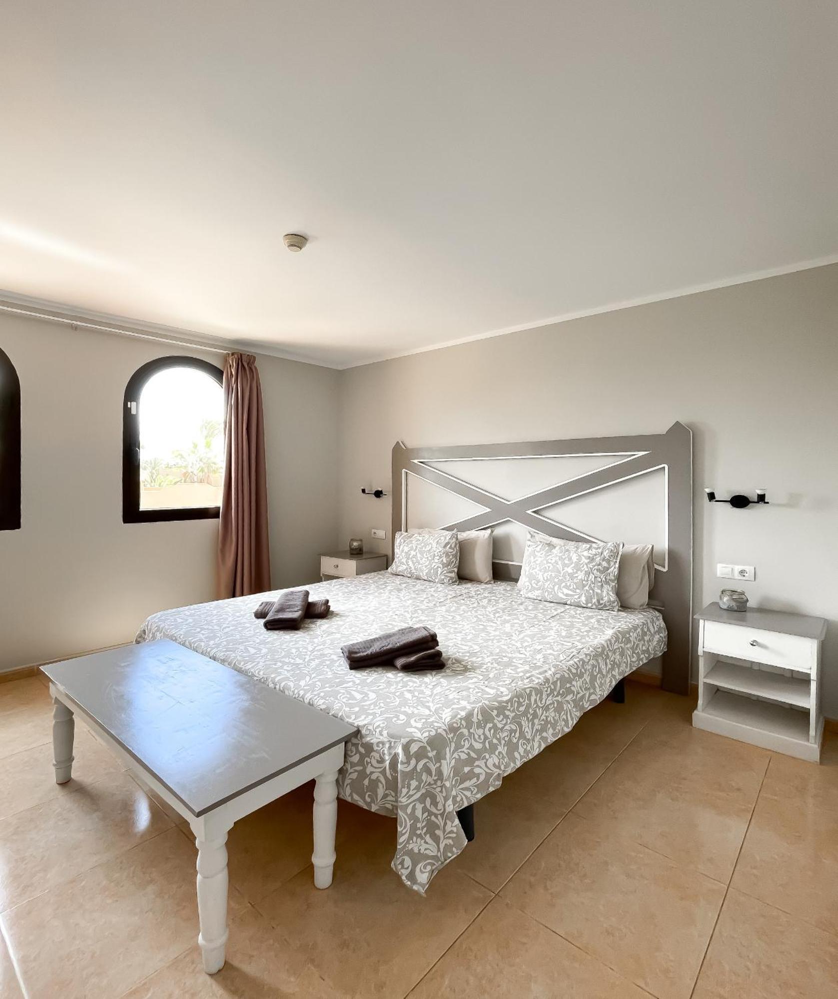 Appartement B-Rent Casa Angela Pool View à Corralejo Extérieur photo
